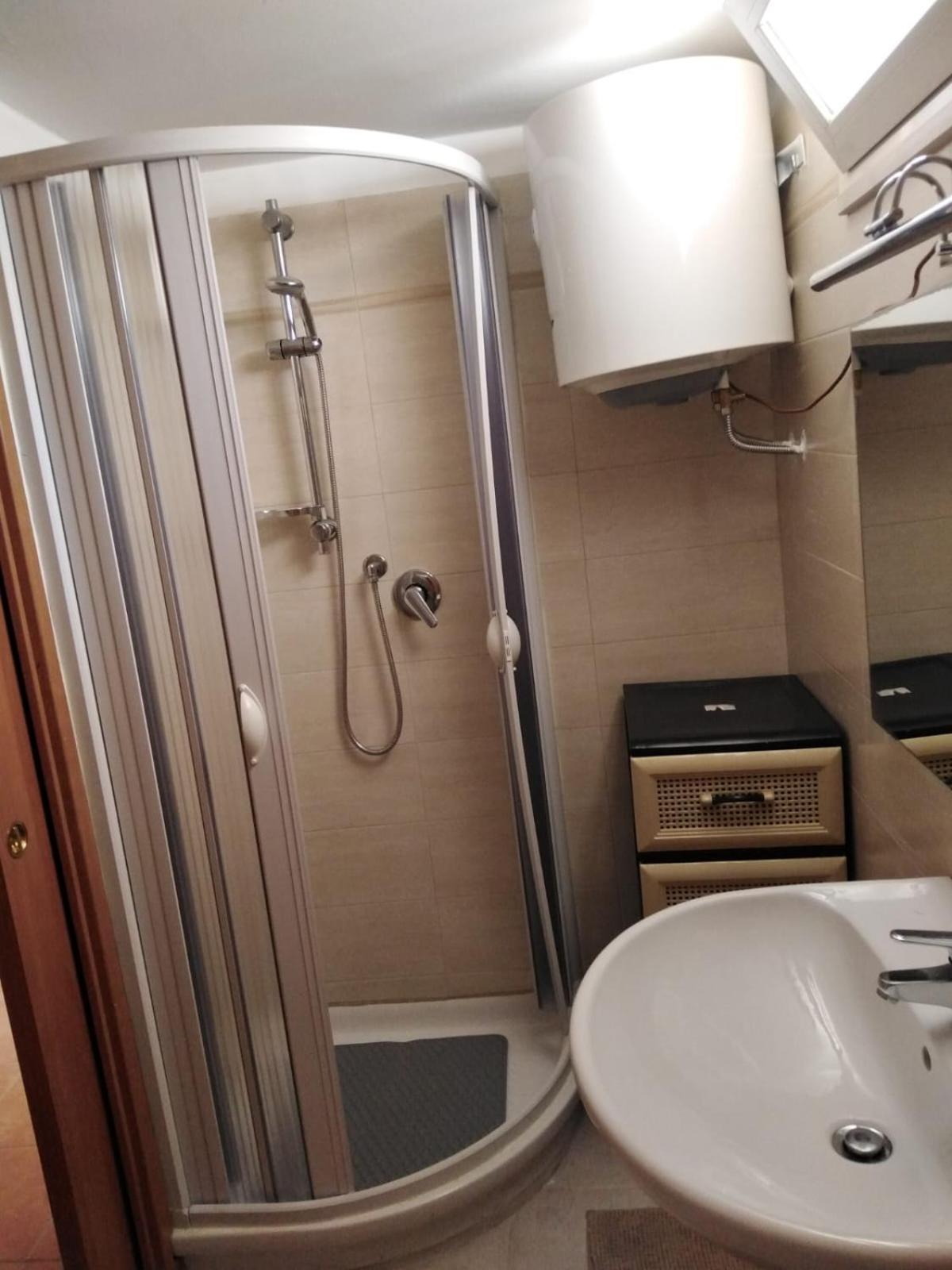 Appartement Mansarda Con Terrazzo Privato à Barletta Extérieur photo