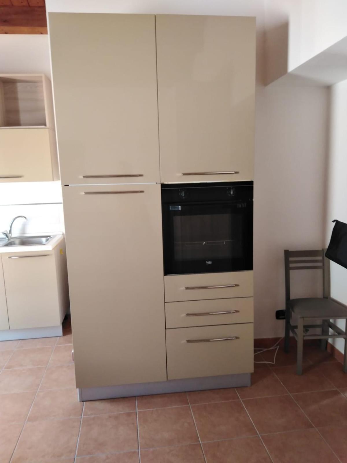 Appartement Mansarda Con Terrazzo Privato à Barletta Extérieur photo