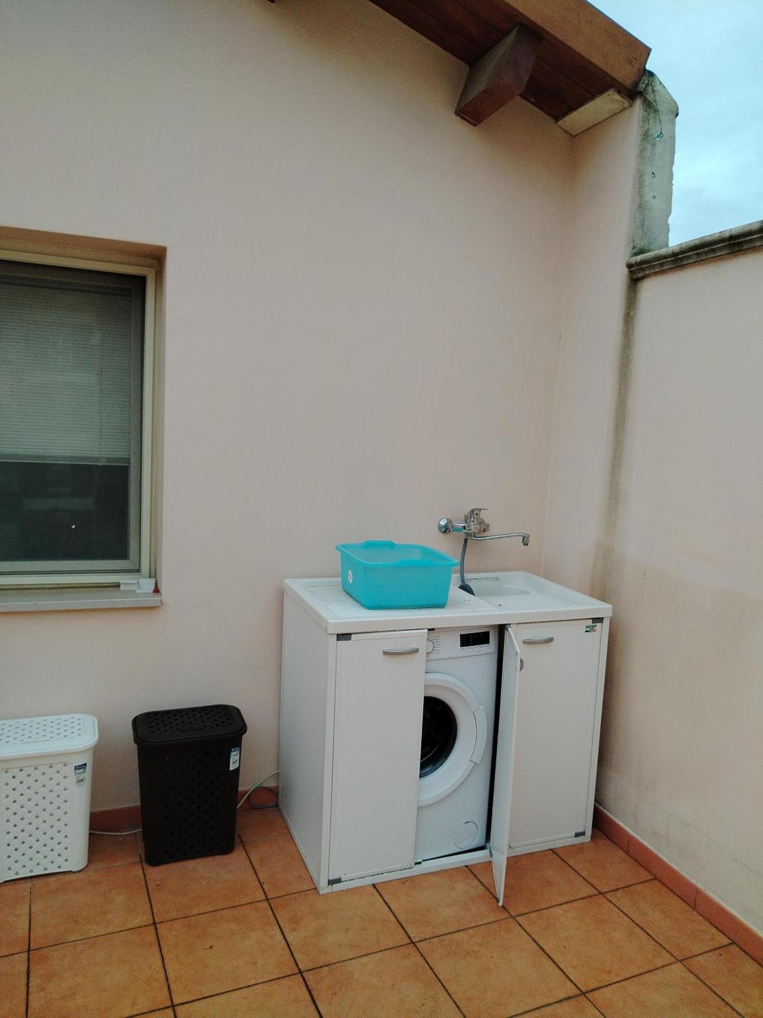 Appartement Mansarda Con Terrazzo Privato à Barletta Extérieur photo