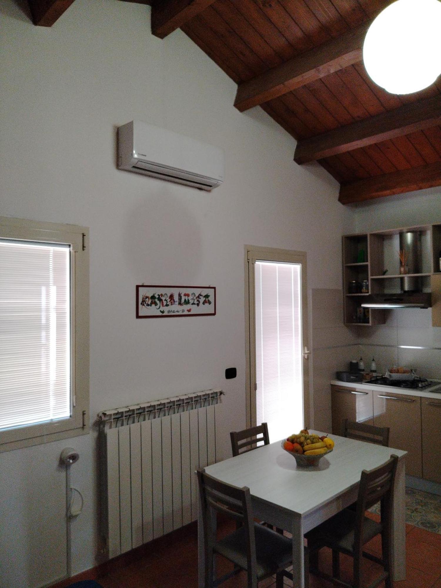 Appartement Mansarda Con Terrazzo Privato à Barletta Extérieur photo